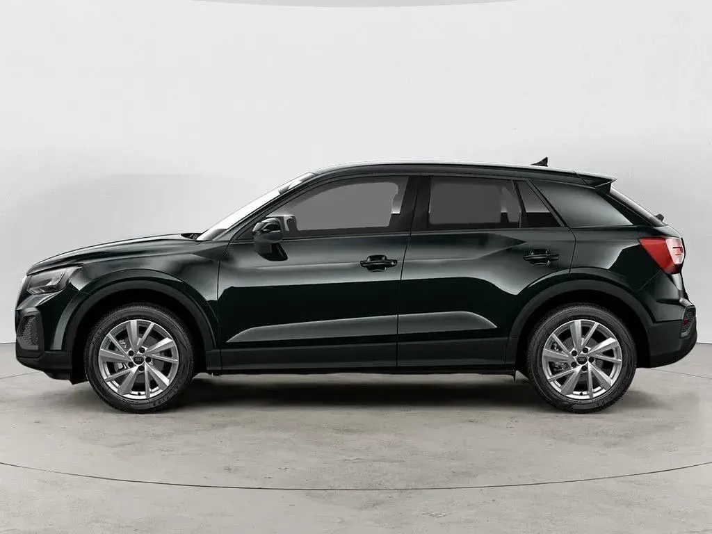 Gebraucht Audi Q2 Comfort 150 PS (110 kW) 2022 Mythosschwarz metallic SUV