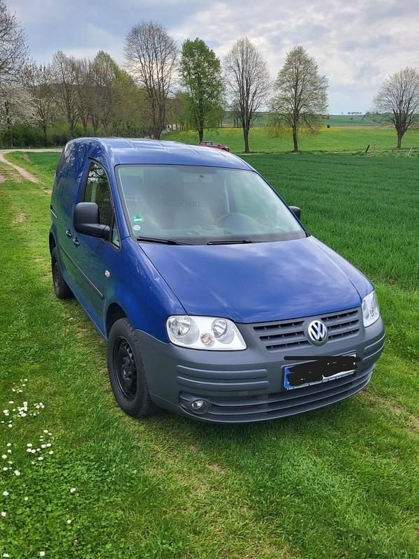 Second-hand VW Caddy 101 CP (74 kW) 2009 Albastru Monovolum