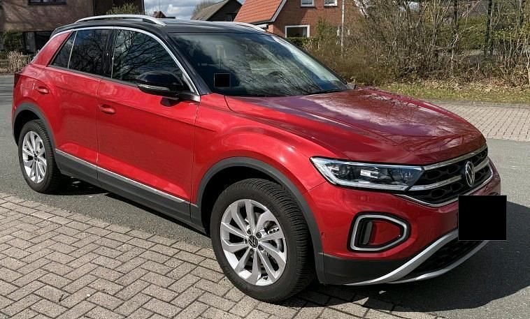 Usata VW T-Roc 110 CV (80 kW) 2022 Andere farben SUV
