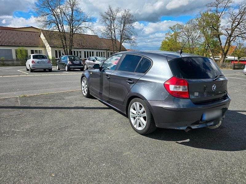 Second-hand BMW 120 2006 Andere farben Hatchback