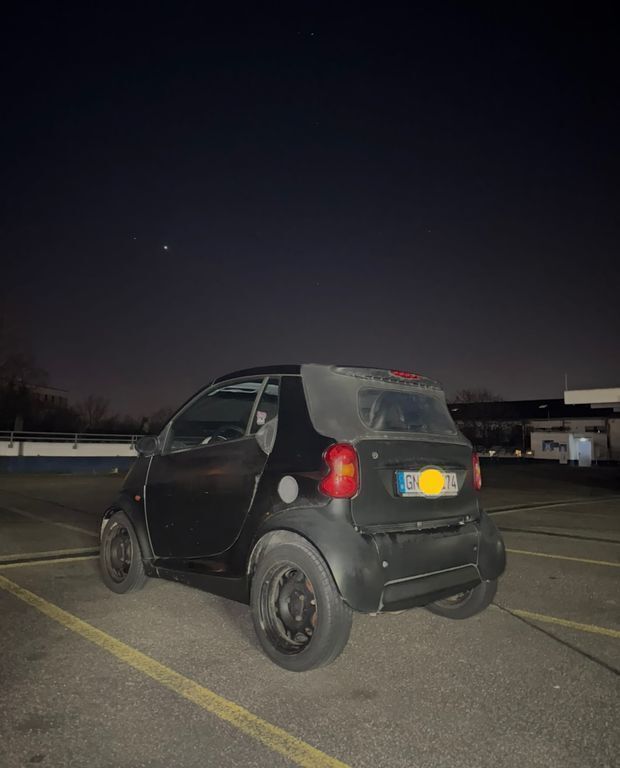 Schwarz Gebraucht 2002 Smart ForTwo Cabrio Cabrio | 1.300 € (Fairer Preis) - Bild 1/3