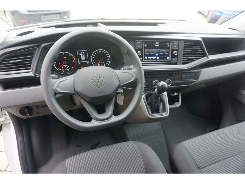 Gebraucht VW T6.1 110 PS (80 kW) 2024 Weiss Van