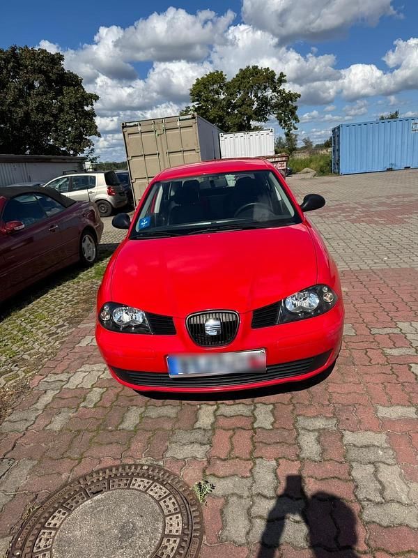Rot Gebraucht 2004 Seat Ibiza Kleinwagen | 2.250 € (Fairer Preis) - Bild 1/4