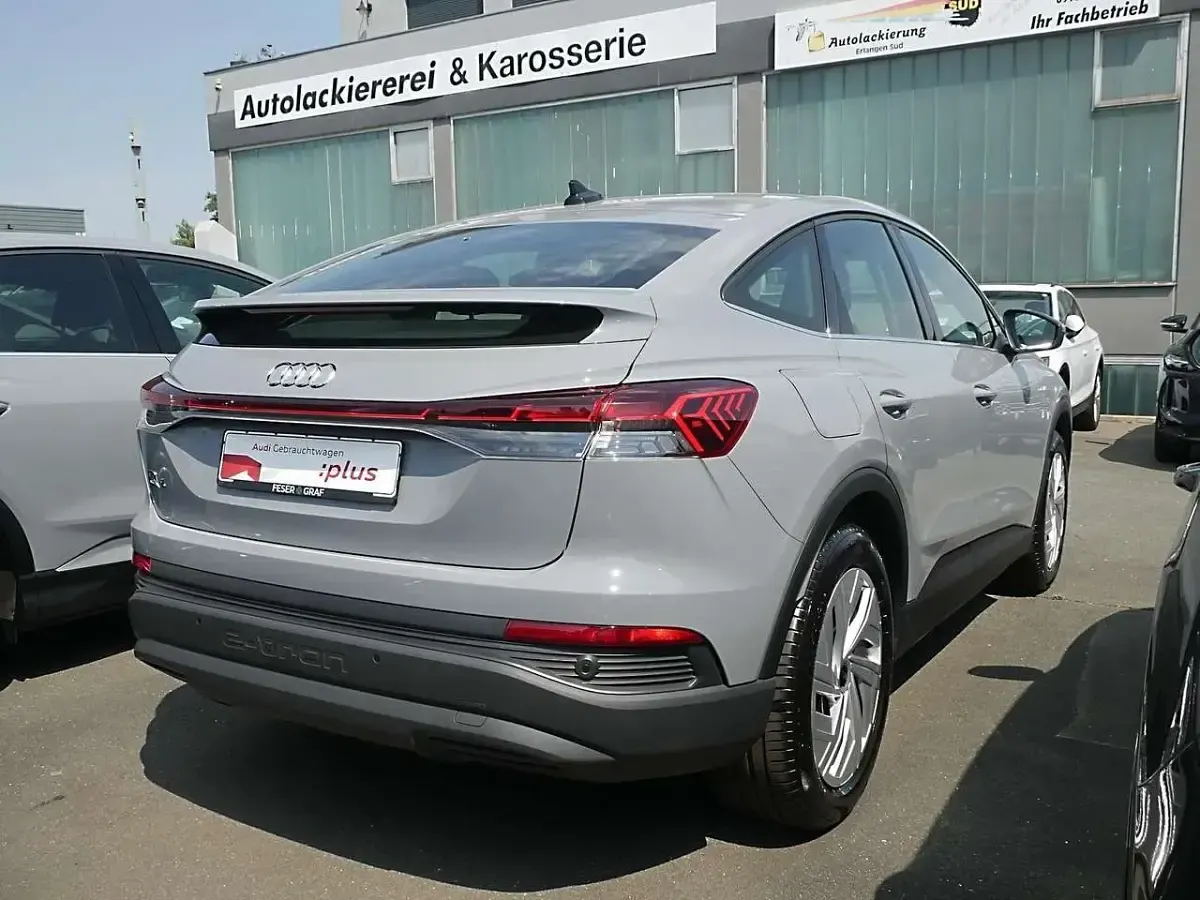 Gebraucht Audi Q4 Sportback e-tron 150 kW (204 PS) 2025 Kieselgrau SUV
