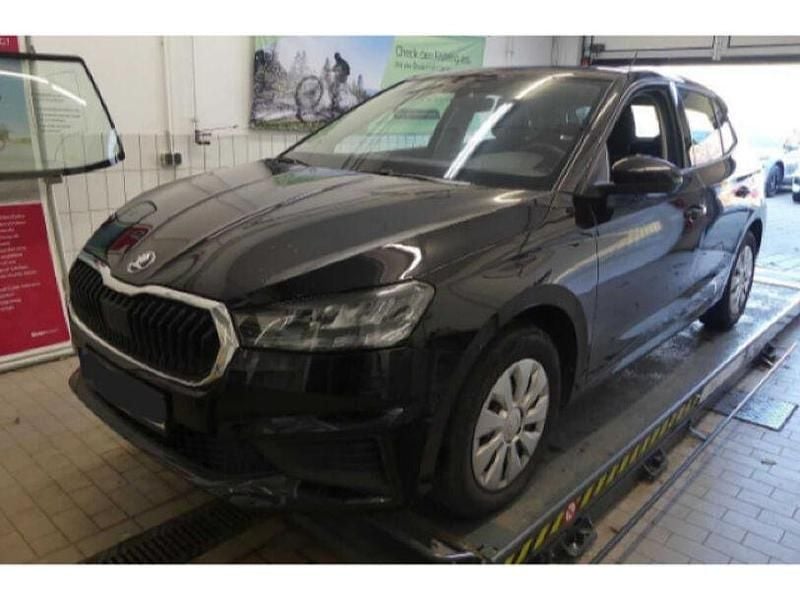 Gebraucht Skoda Fabia Active 95 PS (69 kW) 2024 Schwarzmagic perleffekt Kleinwagen
