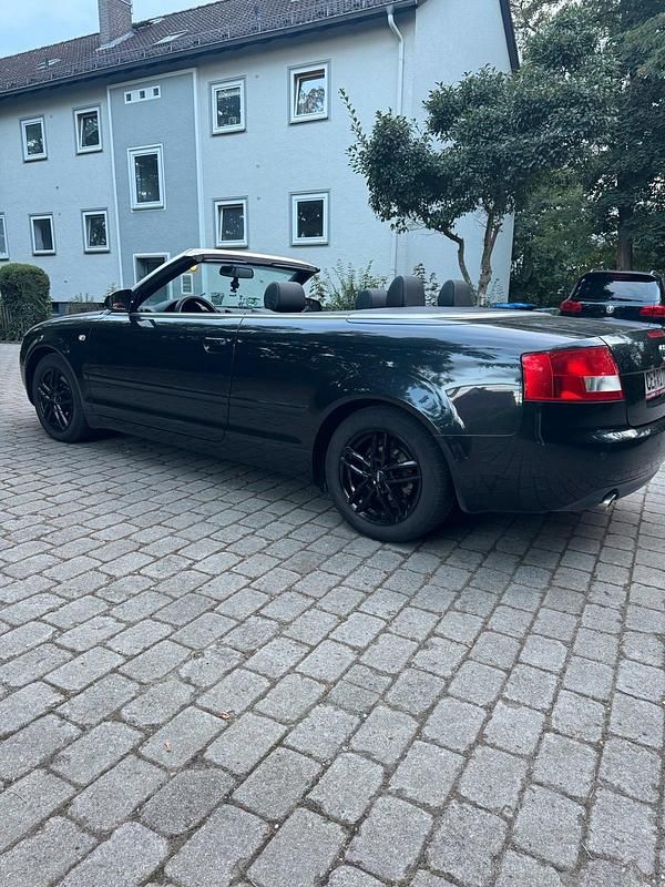 Schwarz Gebraucht 2003 Audi A4 Cabriolet Cabrio | 2.300 € (Superpreis) - Bild 1/4