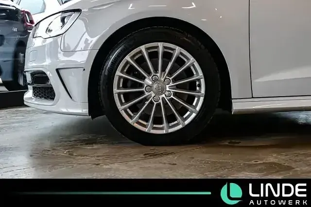 Gebraucht Audi A3 S-Line 180 PS (132 kW) 2015 Weiß Limousine