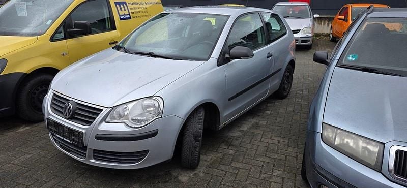 Silber Gebraucht 2009 VW Polo Kleinwagen | 499 € (Superpreis) - Bild 1/4