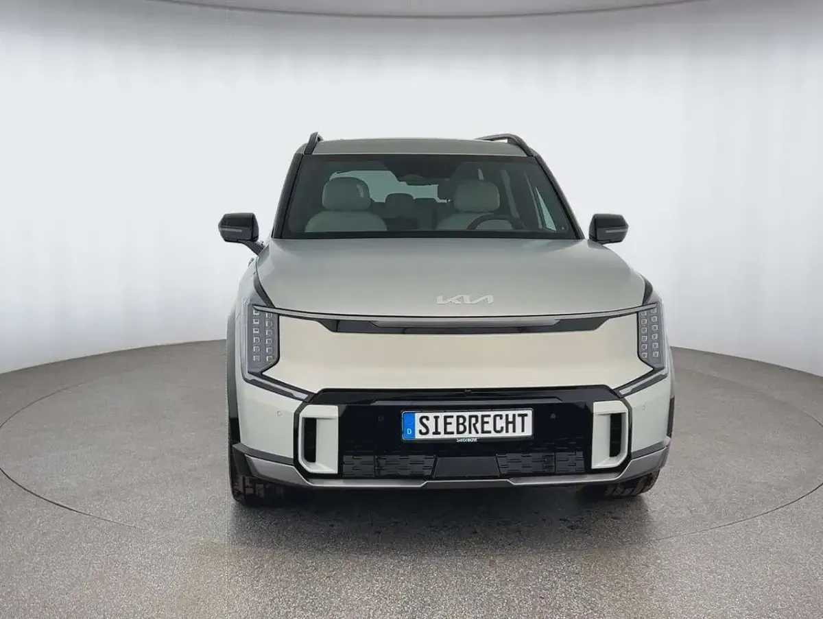 Neu Kia EV9 GT-Line 283 kW (385 PS) 2026 Silber SUV