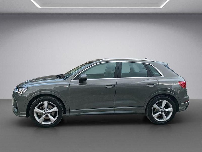 Gebraucht Audi Q3 Ambiente 230 PS (169 kW) 2019 Chronosgrau metallic SUV