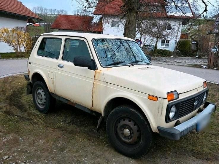 Gebraucht Lada niva 75 PS (55 kW) 2012 Beige SUV