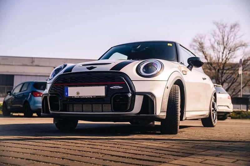 Gebraucht Mini John Cooper Works 231 PS (169 kW) 2022 Weiß Kleinwagen