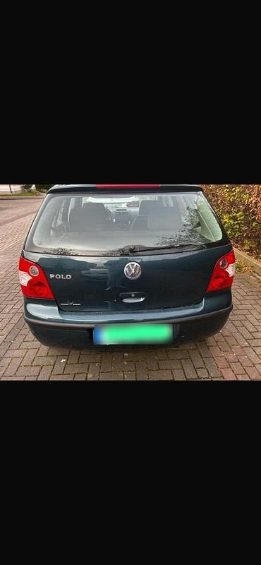 Used VW Polo 55 HP (40 kW) 2002 Green Sedan