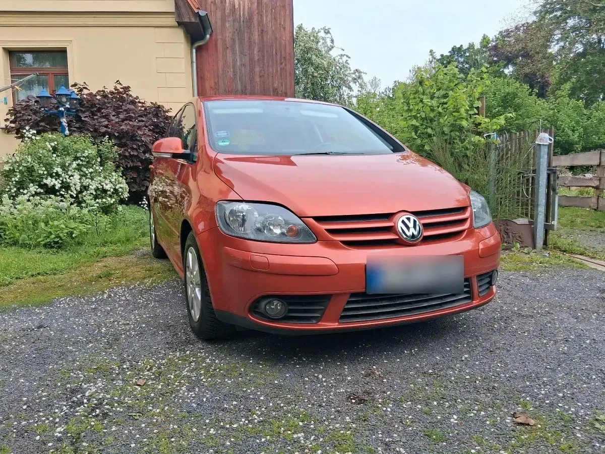 Gebraucht VW Golf IV 102 PS (75 kW) 2006 Orange Limousine