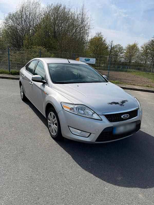 Gebraucht Ford Mondeo 110 PS (80 kW) 2008 Silber Limousine