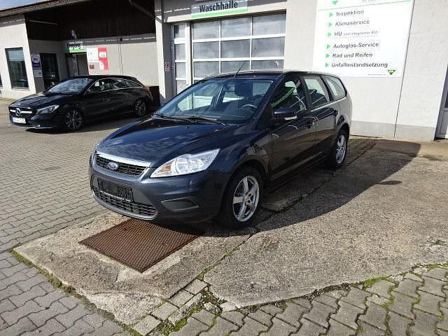 Grau Gebraucht 2009 Ford Focus Style Kombi | 3.690 € (Etwas zu teuer) - Bild 1/4