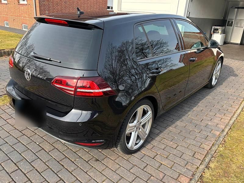Gebraucht VW Golf VII Highline 140 PS (102 kW) 2013 Schwarz Kleinwagen
