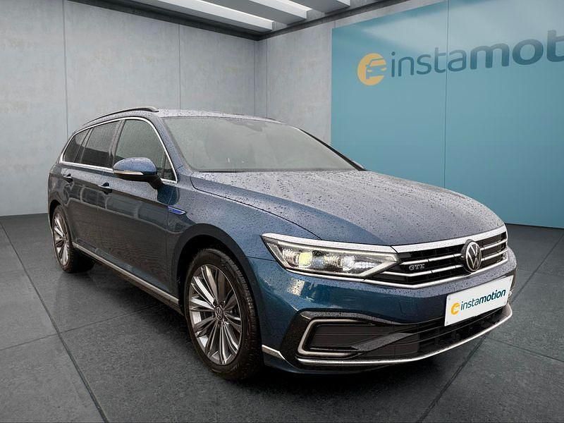 Blau Gebraucht 2022 VW Passat Kombi | 24.249 € (Etwas zu teuer) - Bild 1/4