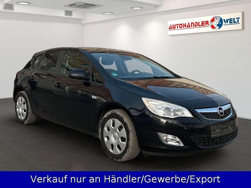Gebraucht Opel Astra 140 PS (102 kW) 2011 Schwarz Limousine