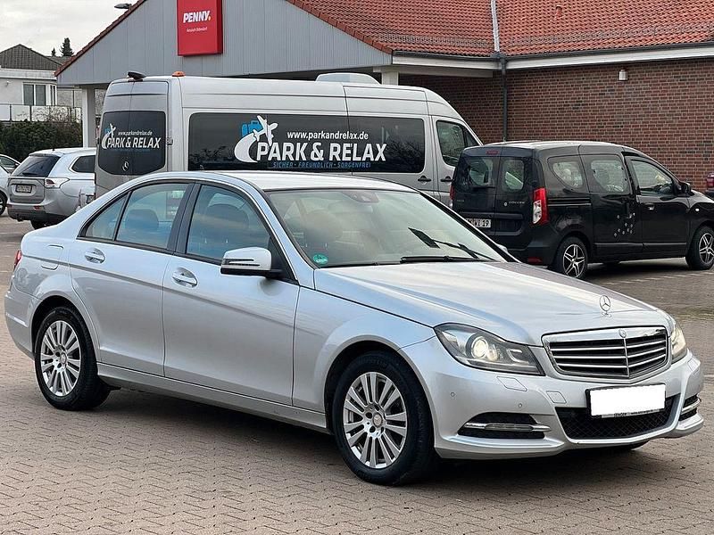 Gebraucht Mercedes C220 170 PS (125 kW) 2013 Silber Limousine