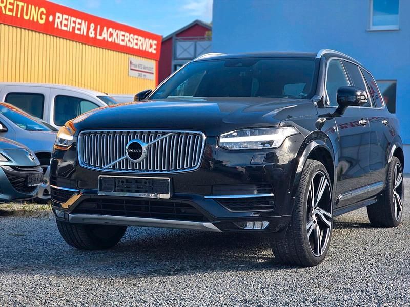 Schwarz Gebraucht 2016 Volvo XC90 Inscription SUV | 29.999 € (Fairer Preis) - Bild 1/4