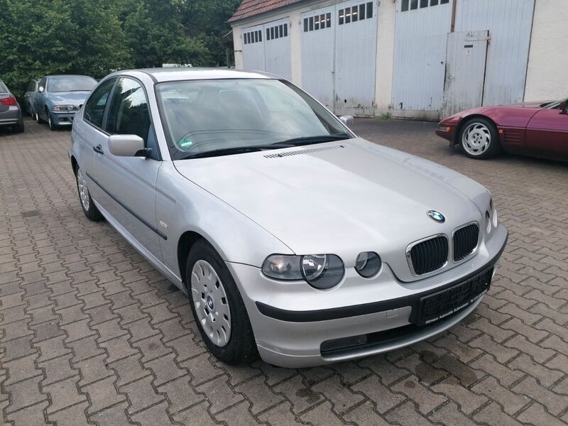 Silber Gebraucht 2003 BMW 316 Compact Advantage Kleinwagen | 3.950 € (Teuer) - Bild 1/4