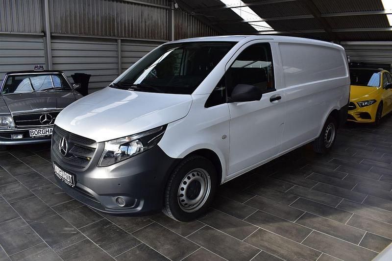 Gebraucht Mercedes Vito 102 PS (75 kW) 2019 Weiß Van