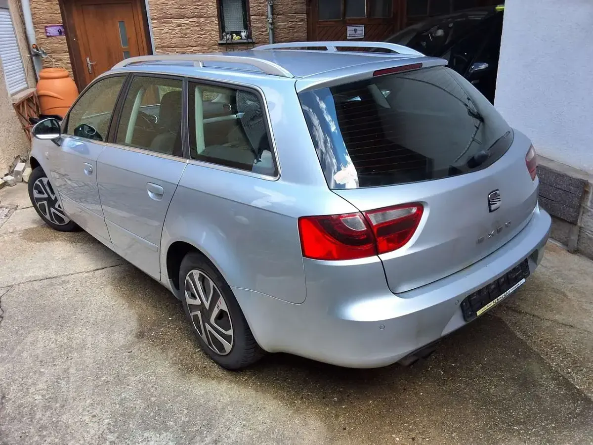 Gebraucht Seat Exeo Style 160 PS (117 kW) 2012 Silber Kombi