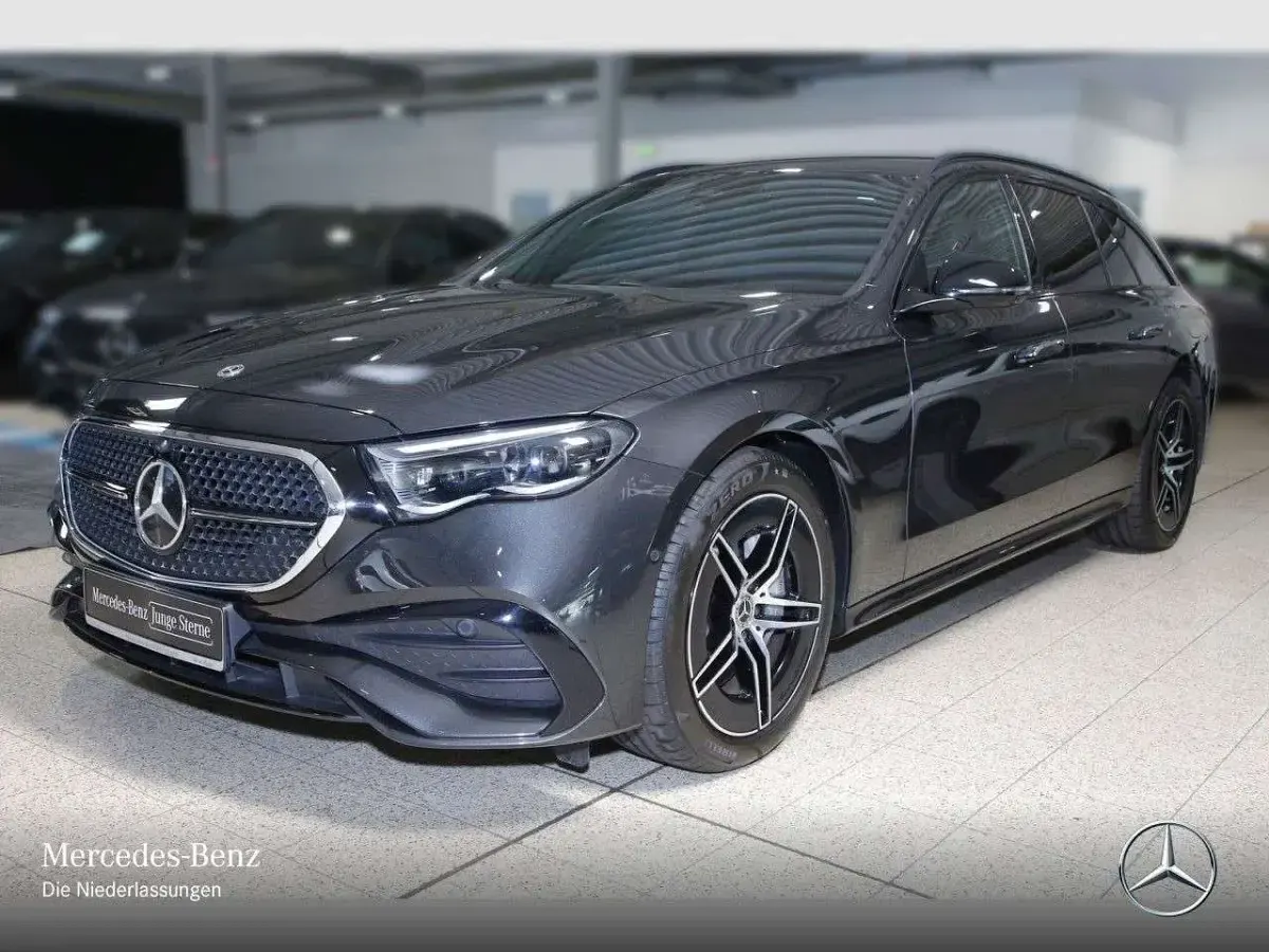 Gebraucht Mercedes E300 AMG 204 PS (150 kW) 2025 Grau Limousine