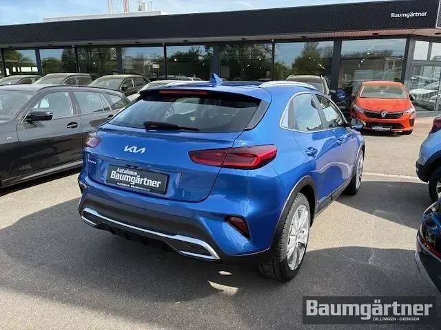 Gebraucht Kia XCeed Spirit 204 PS (150 kW) 2023 Blue flame metallic SUV