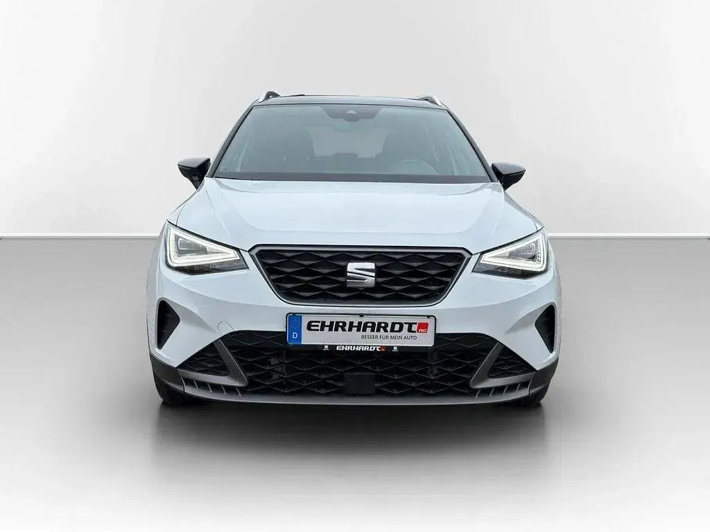 Gebraucht Seat Arona FR 150 PS (110 kW) 2023 Weiß SUV