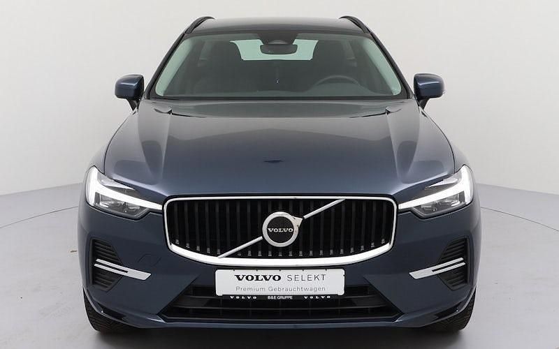 Gebraucht Volvo XC60 Core 197 PS (144 kW) 2023 Blau SUV