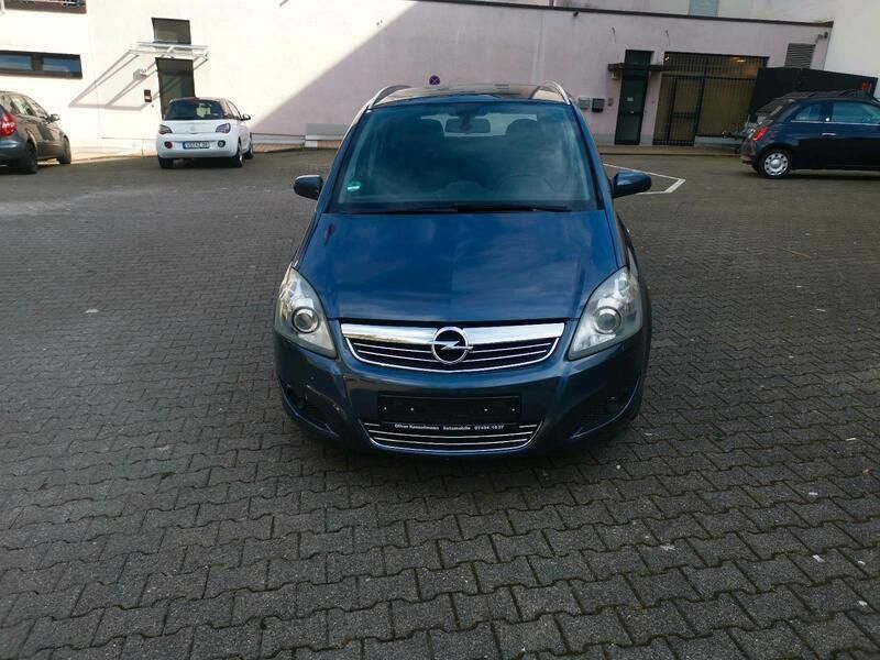 Blau Gebraucht 2009 Opel Zafira Innovation Van / Kleinbus | 3.100 € (Guter Preis) - Bild 1/4