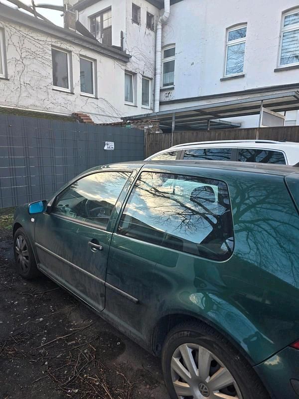 Gebraucht VW Golf IV 75 PS (55 kW) 2000 Grün Kleinwagen