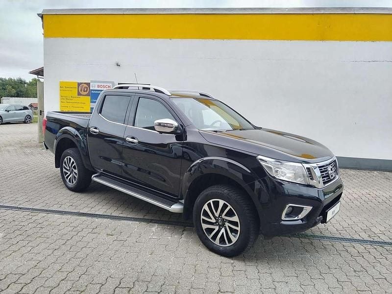 Schwarz Gebraucht 2018 Nissan Navara Tekna Abholung | 25.900 € (Guter Preis) - Bild 1/4