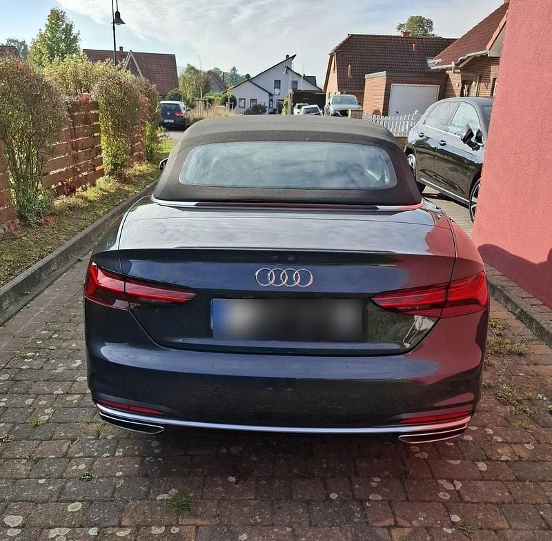 Gebraucht Audi A5 Cabriolet Ambiente 150 PS (110 kW) 2024 Grau Cabrio