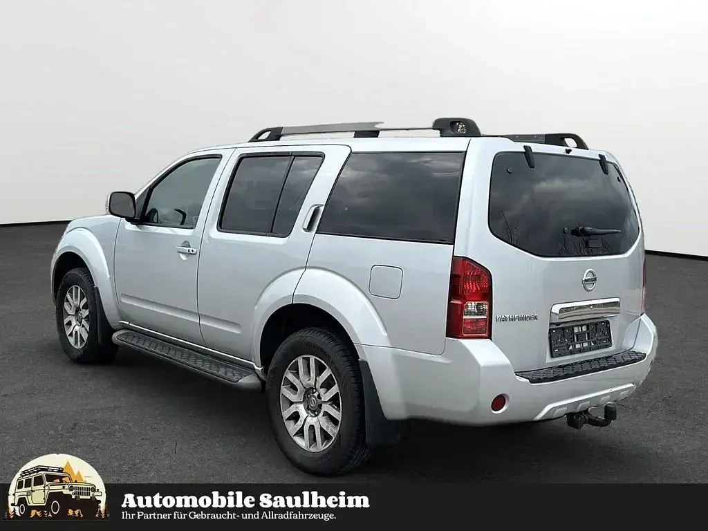Gebraucht Nissan Pathfinder 190 PS (139 kW) 2011 Silber SUV