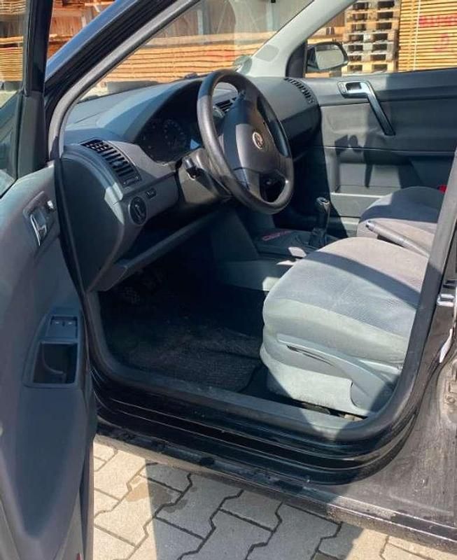 Schwarz Gebraucht 2007 VW Polo Limousine | 2.200 € (Etwas zu teuer) - Bild 1/4