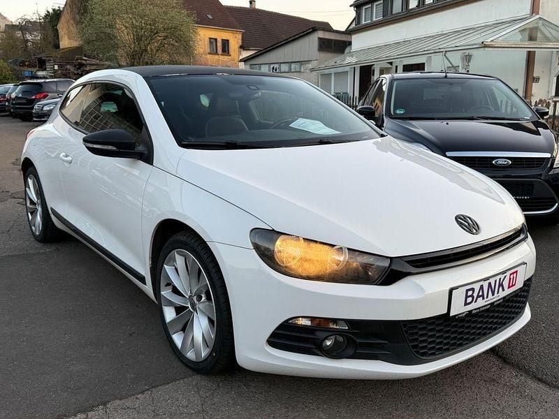 Gebraucht VW Scirocco 160 PS (117 kW) 2009 Weiß Coupé