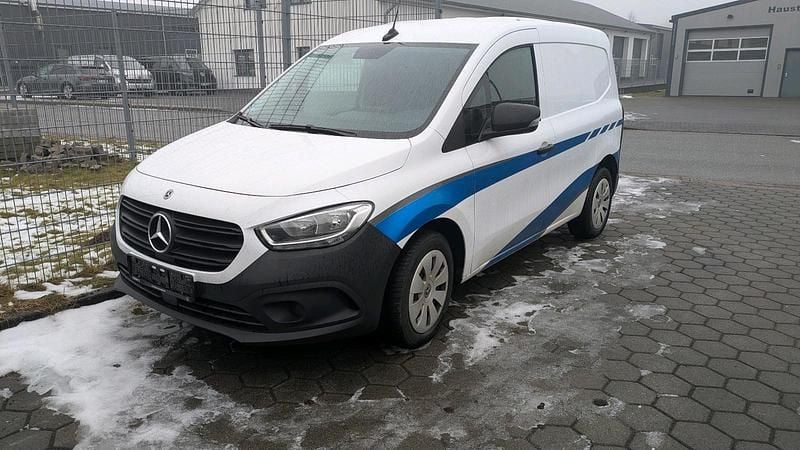 Gebraucht Mercedes Citan 108 75 PS (55 kW) 2022 Weiß Van / Kleinbus