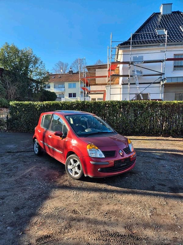 Gebraucht Renault Modus 75 PS (55 kW) 2005 Rot Van / Kleinbus