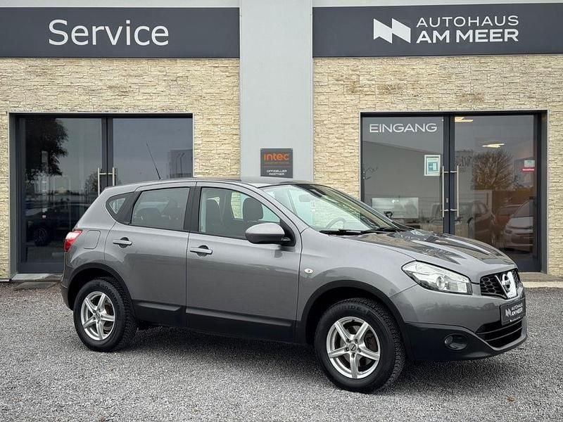 Grau Gebraucht 2014 Nissan Qashqai Acenta SUV | 7.999 € (Fairer Preis) - Bild 1/4