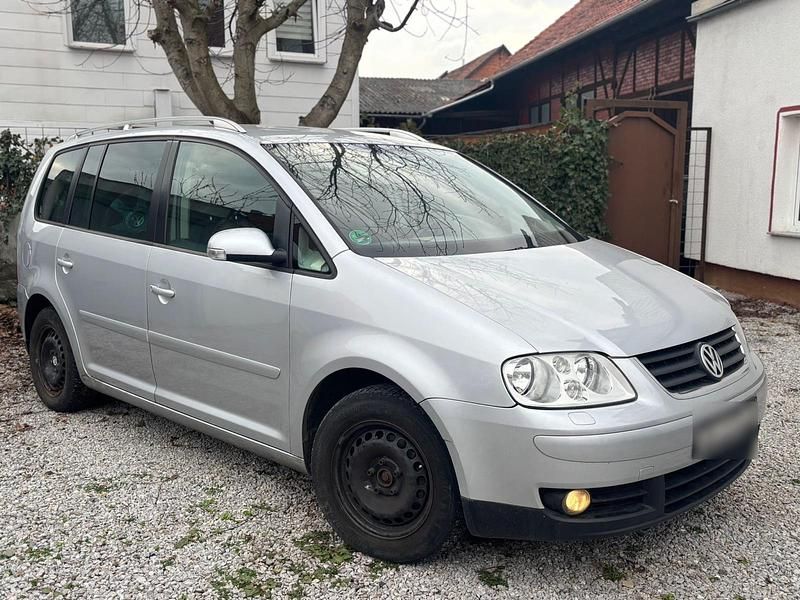 Gebraucht VW Touran 140 PS (102 kW) 2004 Silber Van / Kleinbus