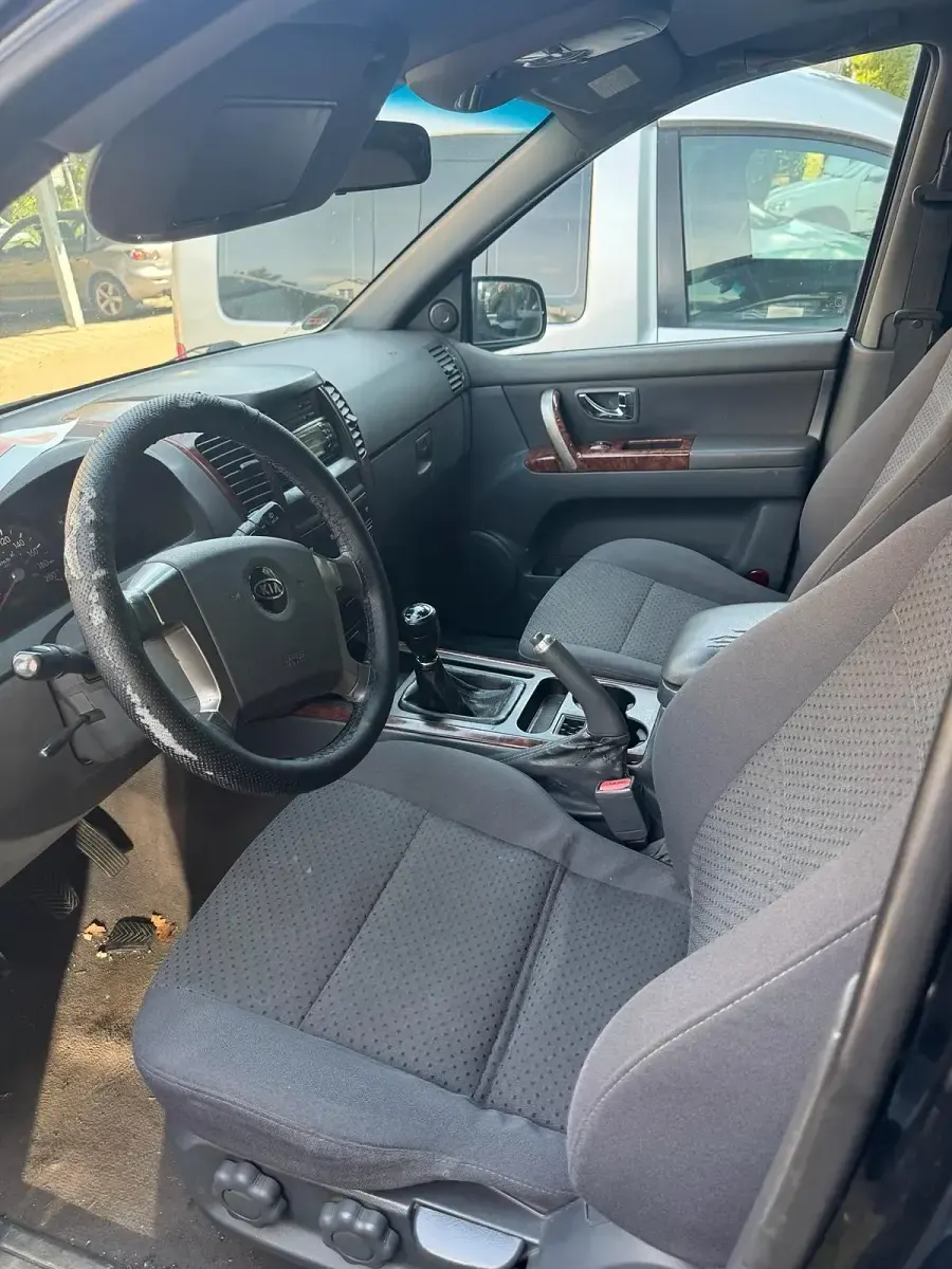 Gebraucht Kia Sorento 140 PS (102 kW) 2002 Schwarz SUV