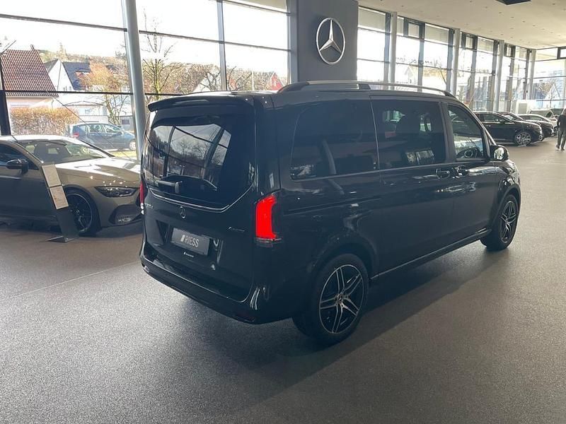 Gebraucht Mercedes V300 Style 237 PS (174 kW) 2026 Graphitgrau Van / Kleinbus