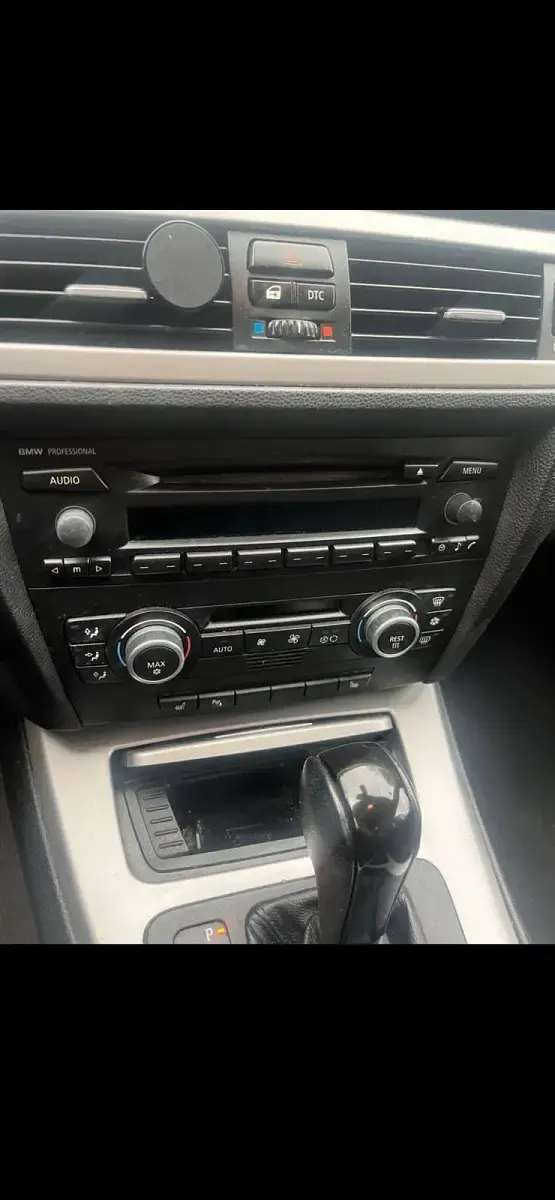 Gebraucht BMW 320 150 PS (110 kW) 2007 Silber Limousine