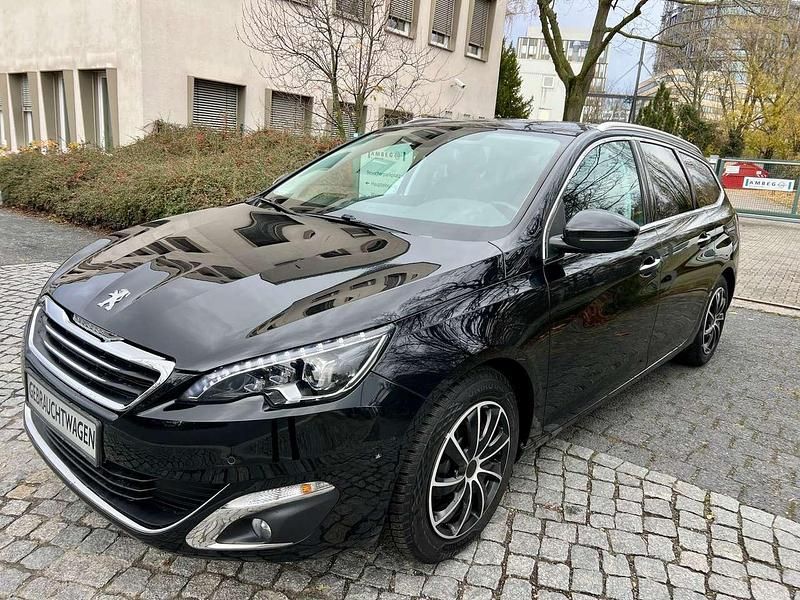 Schwarz perla nera/metallic Gebraucht 2016 Peugeot 308 Allure Kombi | 7.500 € (Superpreis) - Bild 1/4