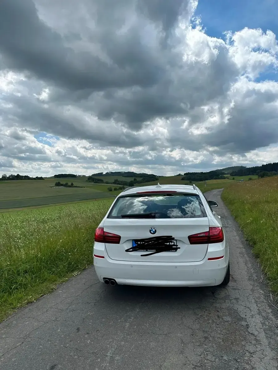 Gebraucht BMW 520 190 PS (139 kW) 2016 Weiß Kombi