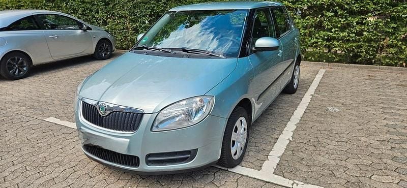 Gebraucht 2009 Skoda Fabia Ambiente Limousine | 2.100 € (Fairer Preis) - Bild 1/4