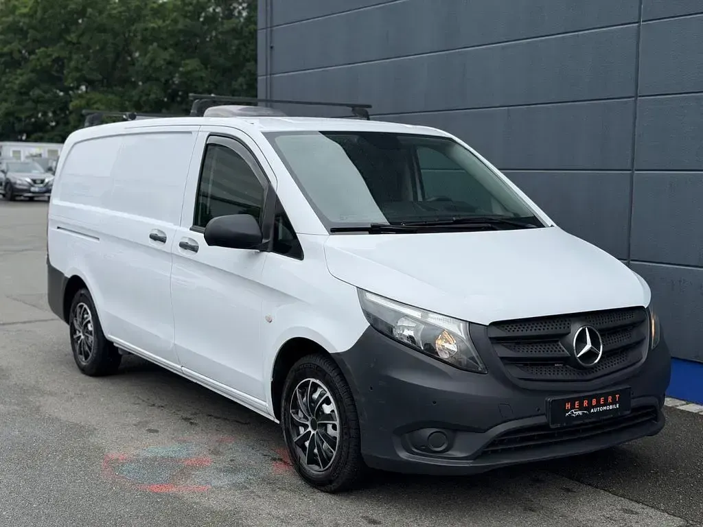 Gebraucht Mercedes Vito 163 PS (119 kW) 2016 Weiß Van
